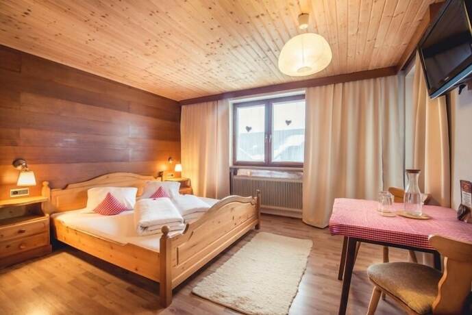Imagen de la habitación del Hotel Alpenhaus Monte. Foto 19