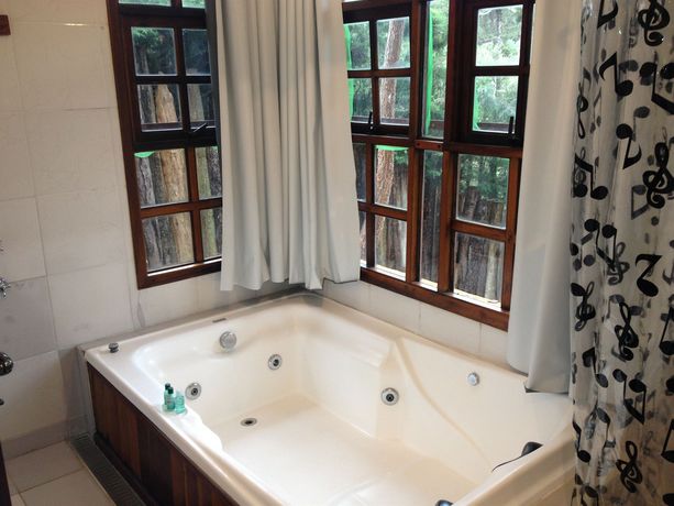 Imagen de la habitación del Hotel Alpenhaus Pousada. Foto 5
