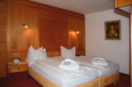 Imagen de la habitación del Hotel Alpenhof, Bad T&ouml;lz. Foto 8