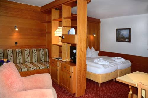 Imagen de la habitación del Hotel Alpenhof, Bad T&ouml;lz. Foto 10