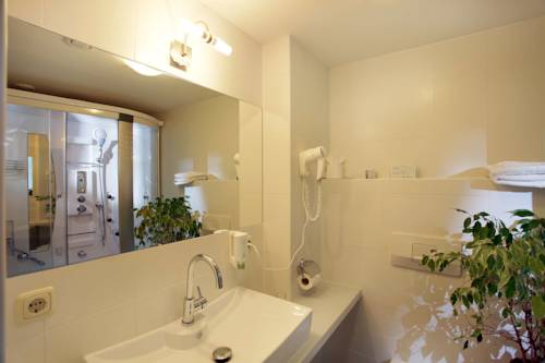 Imagen de la habitación del Hotel Alpenhof Brixen. Foto 3