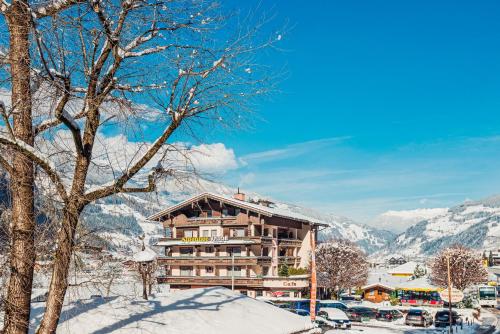 Imagen general del Hotel Alpenhof Kristall. Foto 5