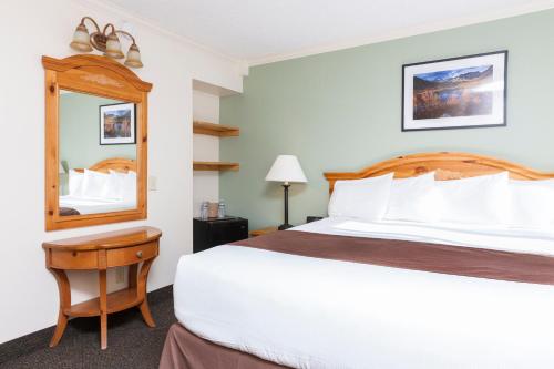 Imagen de la habitación del Hotel Alpenhof Lodge. Foto 2