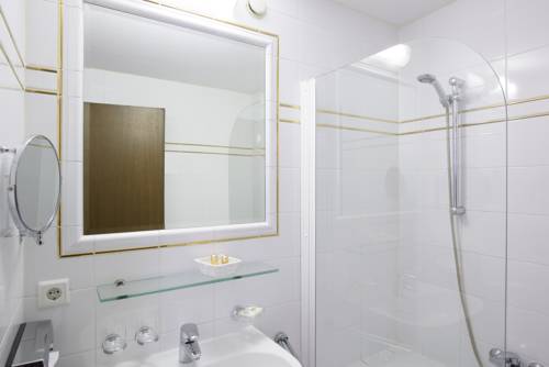 Imagen de la habitación del Hotel Alpenhof Messmer. Foto 6