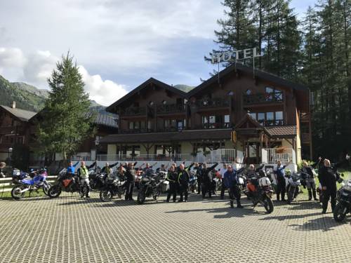 Imagen de la habitación del Hotel Alpenhof, OBERWALD. Foto 2