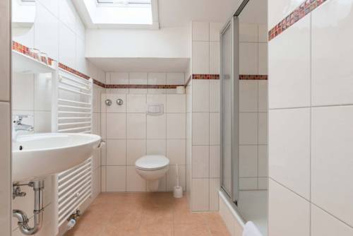 Imagen de la habitación del Hotel Alpenhof, Oberau. Foto 9