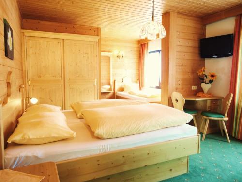 Imagen de la habitación del Hotel Alpenhof Schwaiger - Garni - mit Hochk&ouml;nig Card. Foto 20
