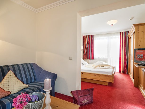 Imagen de la habitación del Hotel Alpenhof Superior. Foto 8