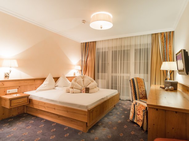 Imagen de la habitación del Hotel Alpenhof Superior. Foto 11