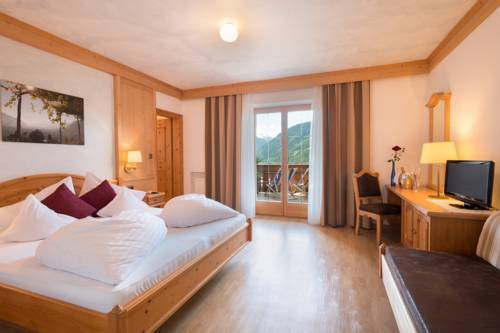 Imagen de la habitación del Hotel Alpenhof, Tirol - Tirolo. Foto 2