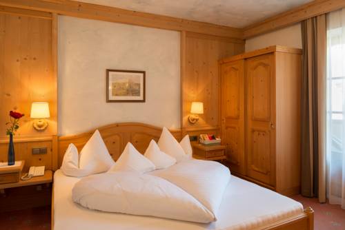 Imagen de la habitación del Hotel Alpenhof, Tirol - Tirolo. Foto 5
