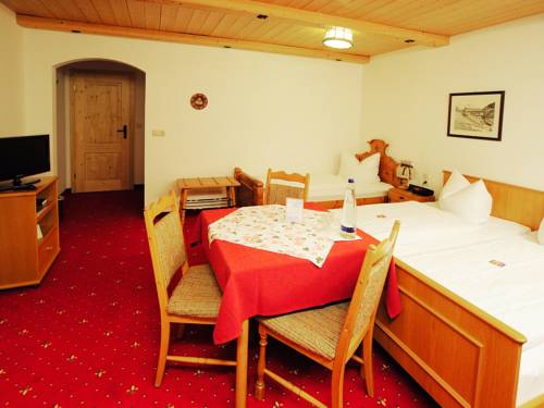 Imagen de la habitación del Hotel Alpenhotel Bergzauber. Foto 7