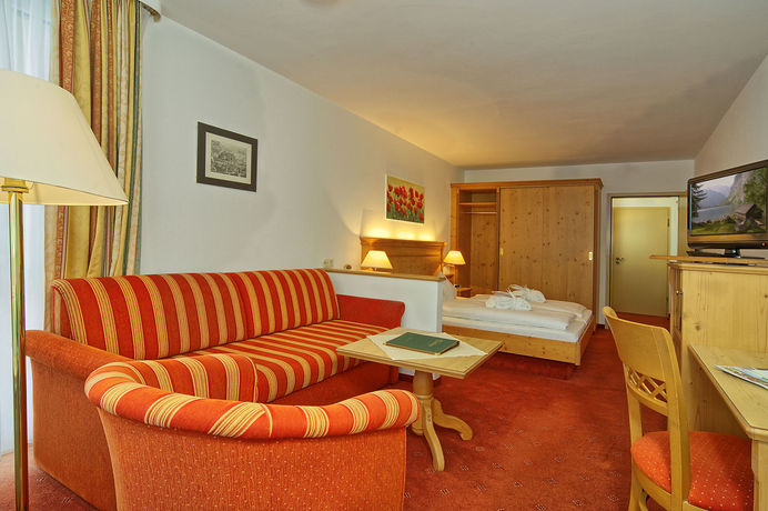 Imagen del bar/restaurante del Hotel Alpenhotel Fischer. Foto 5