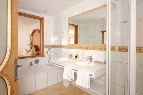Imagen de la habitación del Hotel Alpenhotel Ischglerhof. Foto 7