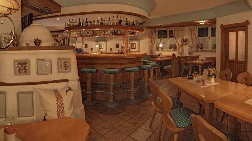 Imagen del bar/restaurante del Hotel Alpenhotel Kronprinz Berchtesgaden. Foto 8