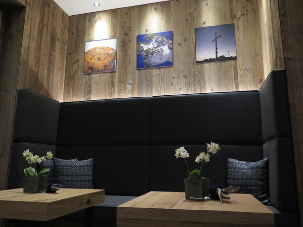 Imagen de los interiores del Hotel Alpenhotel Laurin. Foto 18