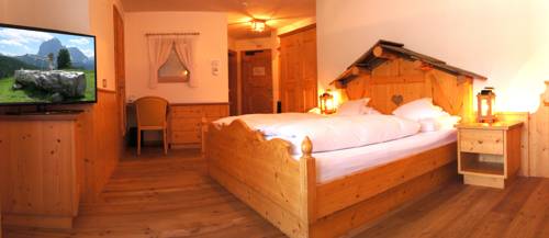 Imagen de la habitación del Hotel Alpenhotel Plaza. Foto 10