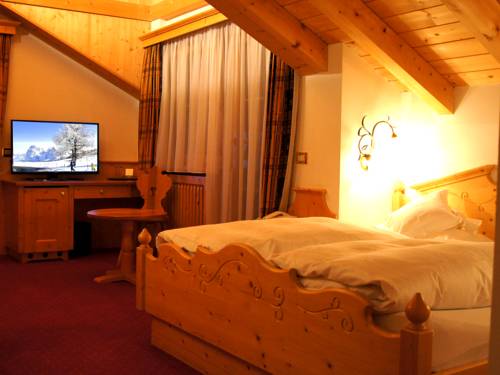 Imagen de la habitación del Hotel Alpenhotel Plaza. Foto 12