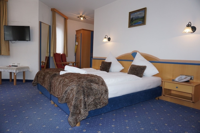 Imagen de la habitación del Hotel Alpenhotel Stefanie. Foto 8