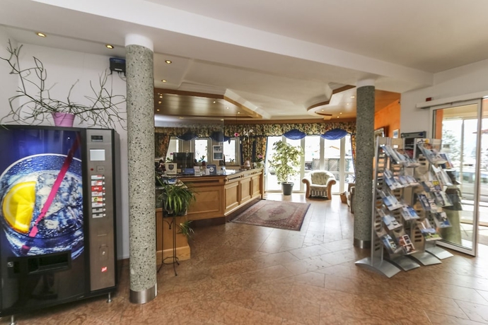 Imagen de los interiores del Hotel Alpenhotel Tauernstüberl. Foto 18