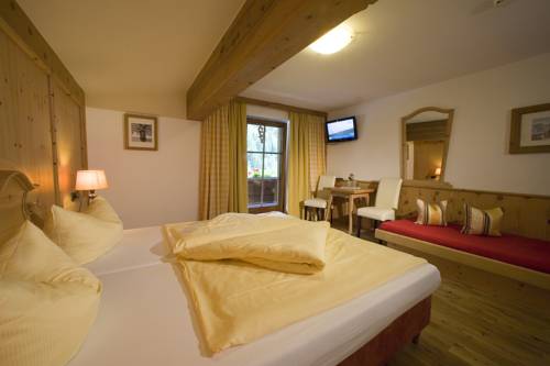 Imagen de la habitación del Hotel Alpenhotel Tirolerhof. Foto 9