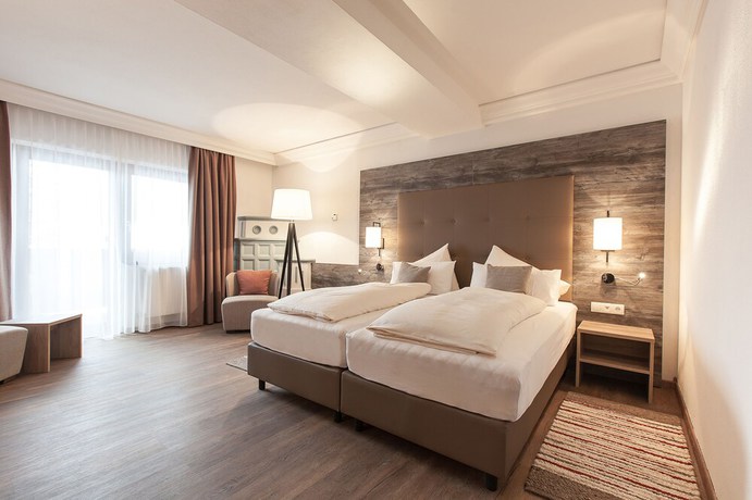 Imagen de la habitación del Hotel Alpenhotel Tirolerhof. Foto 3