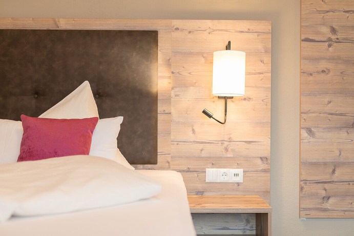 Imagen de la habitación del Hotel Alpenhotel Tirolerhof. Foto 5