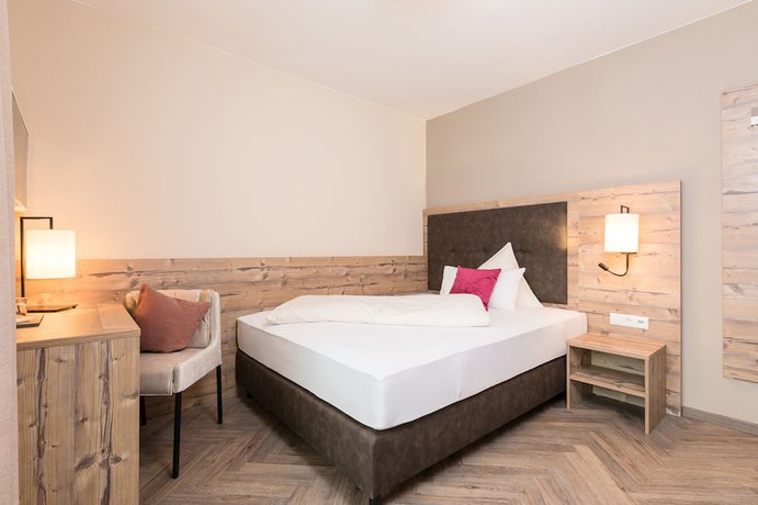 Imagen de la habitación del Hotel Alpenhotel Tirolerhof. Foto 9