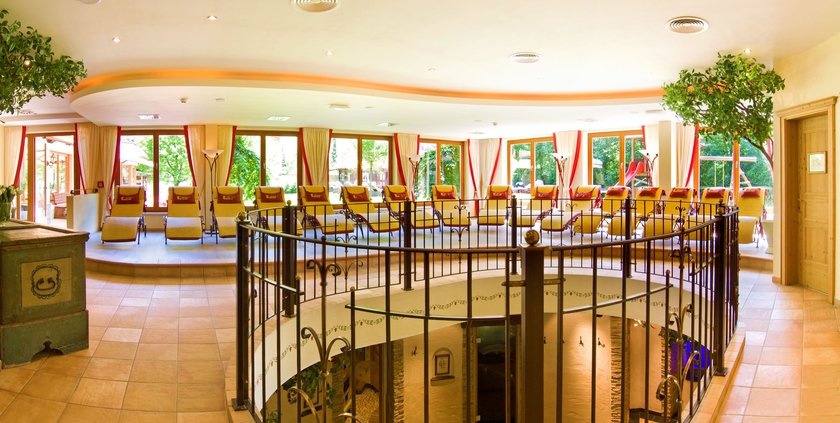 Imagen de la piscina del Hotel Alpenhotel Tirolerhof. Foto 16