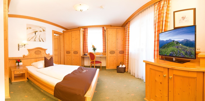 Imagen de la habitación del Hotel Alpenhotel Tirolerhof. Foto 6