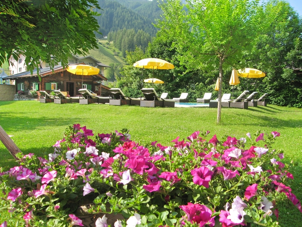 Imagen de los exteriores del Hotel Alpenhotel Tirolerhof. Foto 13