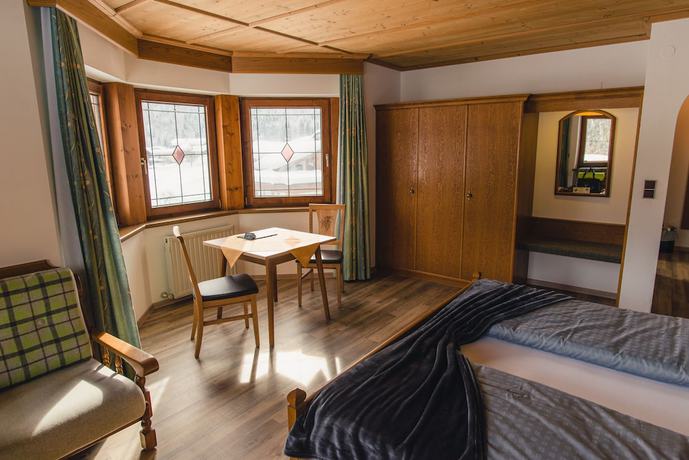 Imagen de la habitación del Hotel Alpenhotel Tyrol. Foto 10