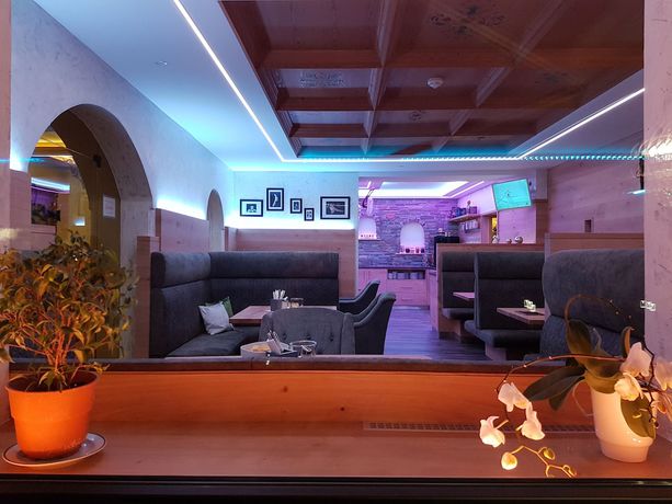 Imagen del bar/restaurante del Hotel Alpenhotel Tyrol. Foto 4