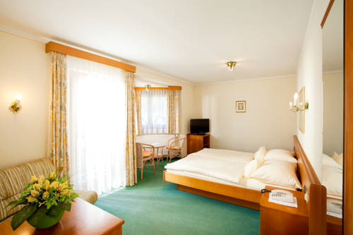 Imagen de la habitación del Hotel Alpenhotel Wurzer. Foto 10