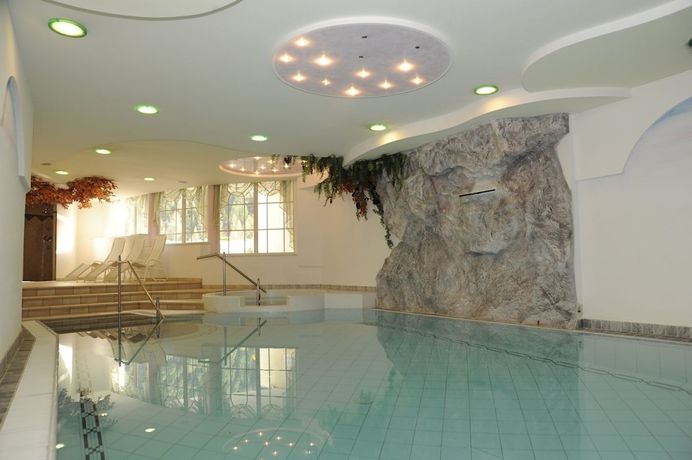 Imagen de la piscina del Hotel Alpenjuwel. Foto 20