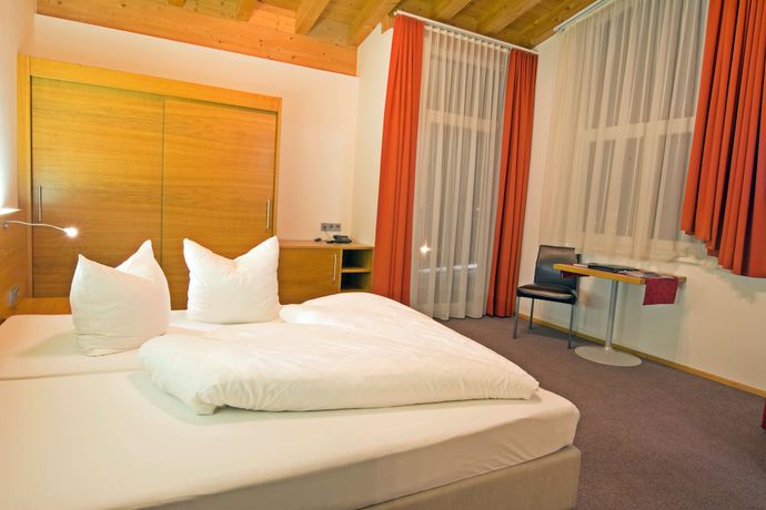 Imagen de los interiores del Hotel Alpenland, Sankt Jakob am Arlberg. Foto 13
