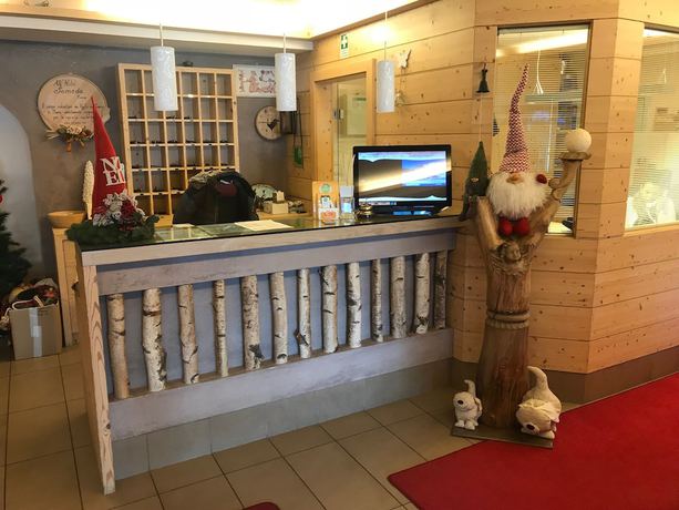 Imagen de los interiores del Hotel Alpenlife Someda. Foto 20
