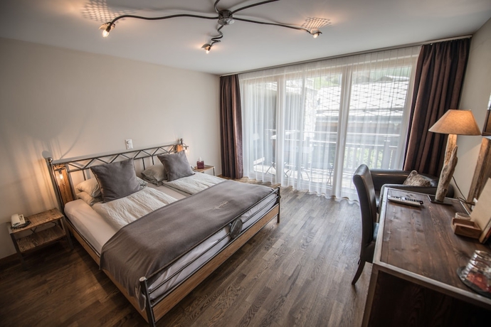 Imagen de la habitación del Hotel Alpenlodge. Foto 8