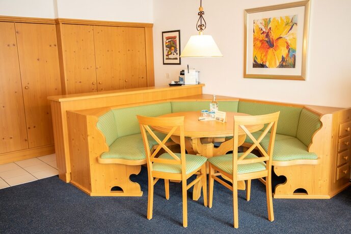 Imagen de la habitación del Hotel Alpenlodge Val Gronda. Foto 14