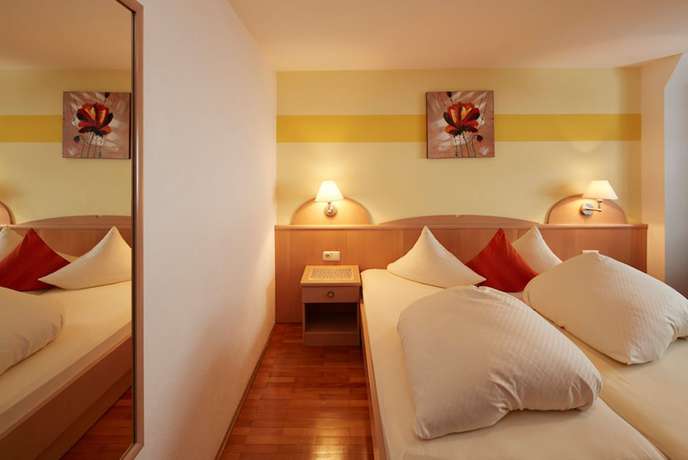 Imagen de la habitación del Hotel Alpenmotel S&auml;uling. Foto 11