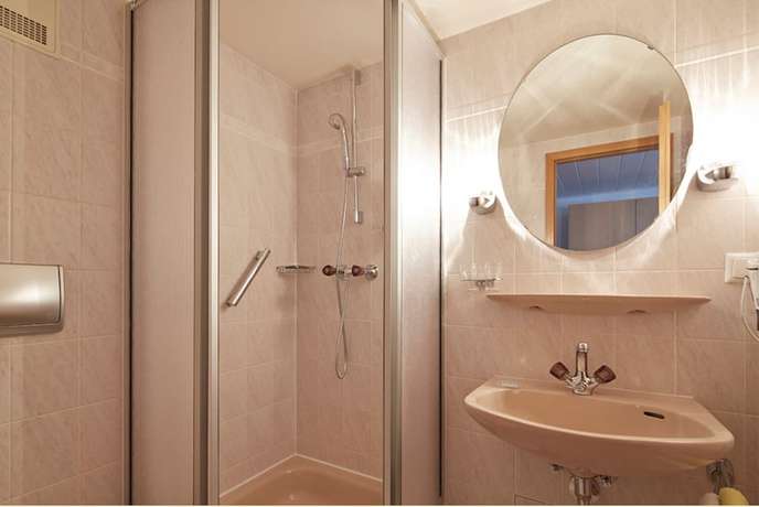Imagen de la habitación del Hotel Alpenmotel S&auml;uling. Foto 19