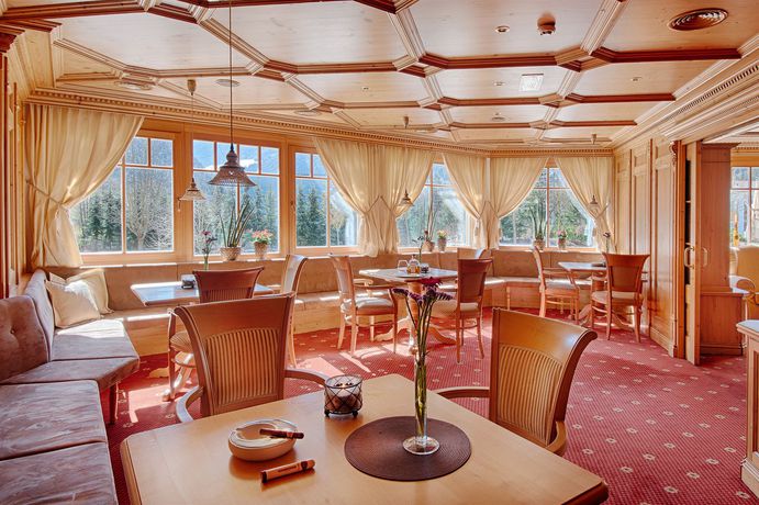 Imagen del bar/restaurante del Hotel Alpenpalace Luxury Hideaway and Spa Retreat. Foto 4