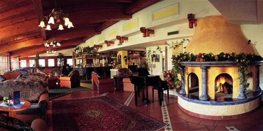 Imagen de los interiores del Hotel Alpenpark Resort. Foto 19
