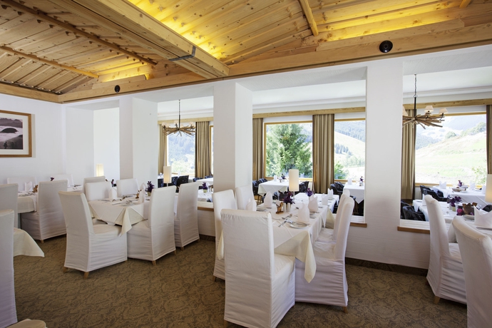 Imagen del bar/restaurante del Hotel Alpenparks and Apartment Sonnleiten. Foto 6