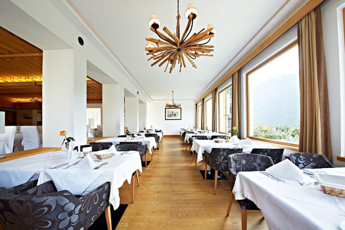 Imagen del bar/restaurante del Hotel Alpenparks and Apartment Sonnleiten. Foto 9