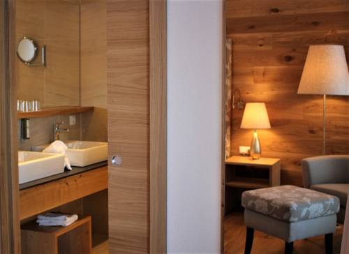Imagen de la habitación del Hotel Alpenresort Walsertal. Foto 5