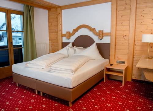 Imagen de la habitación del Hotel Alpenresort Walsertal. Foto 14