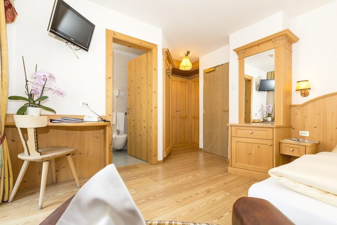 Imagen de la habitación del Hotel Alpenrose. Foto 14