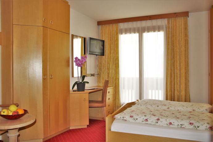 Imagen de la habitación del Hotel Alpenrose. Foto 15