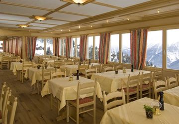 Imagen del bar/restaurante del Hotel Alpenrose. Foto 2